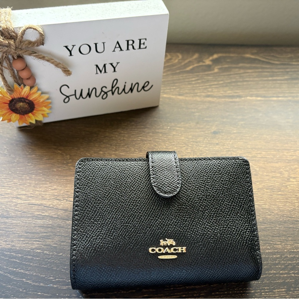 NWOT Coach Black Women's Wallet